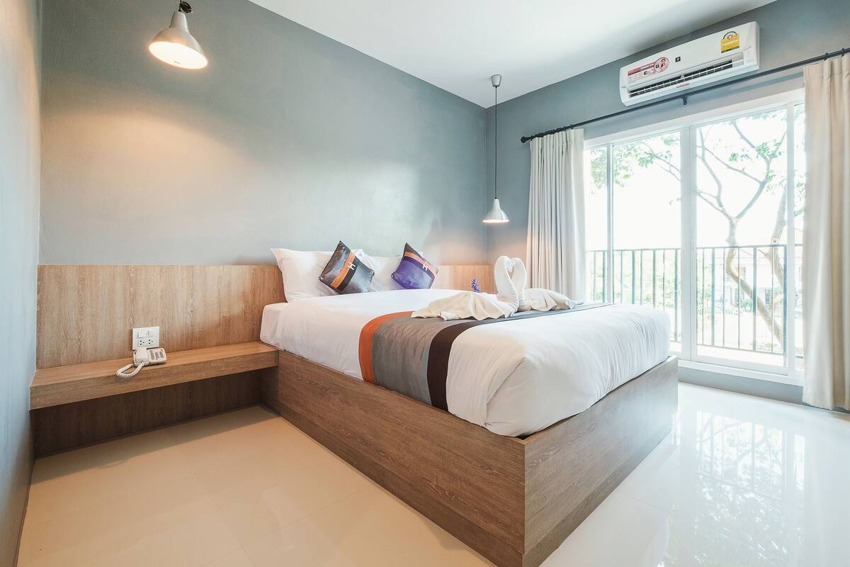 ห้องดีลักซ์ดับเบิล | โต๊ะทำงาน, ห้องเก็บเสียง, Wi-Fi ฟรี
