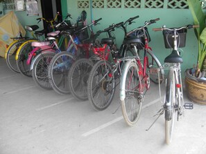 Bicycling - Rueang Sri Si Ri (Sukhothai)