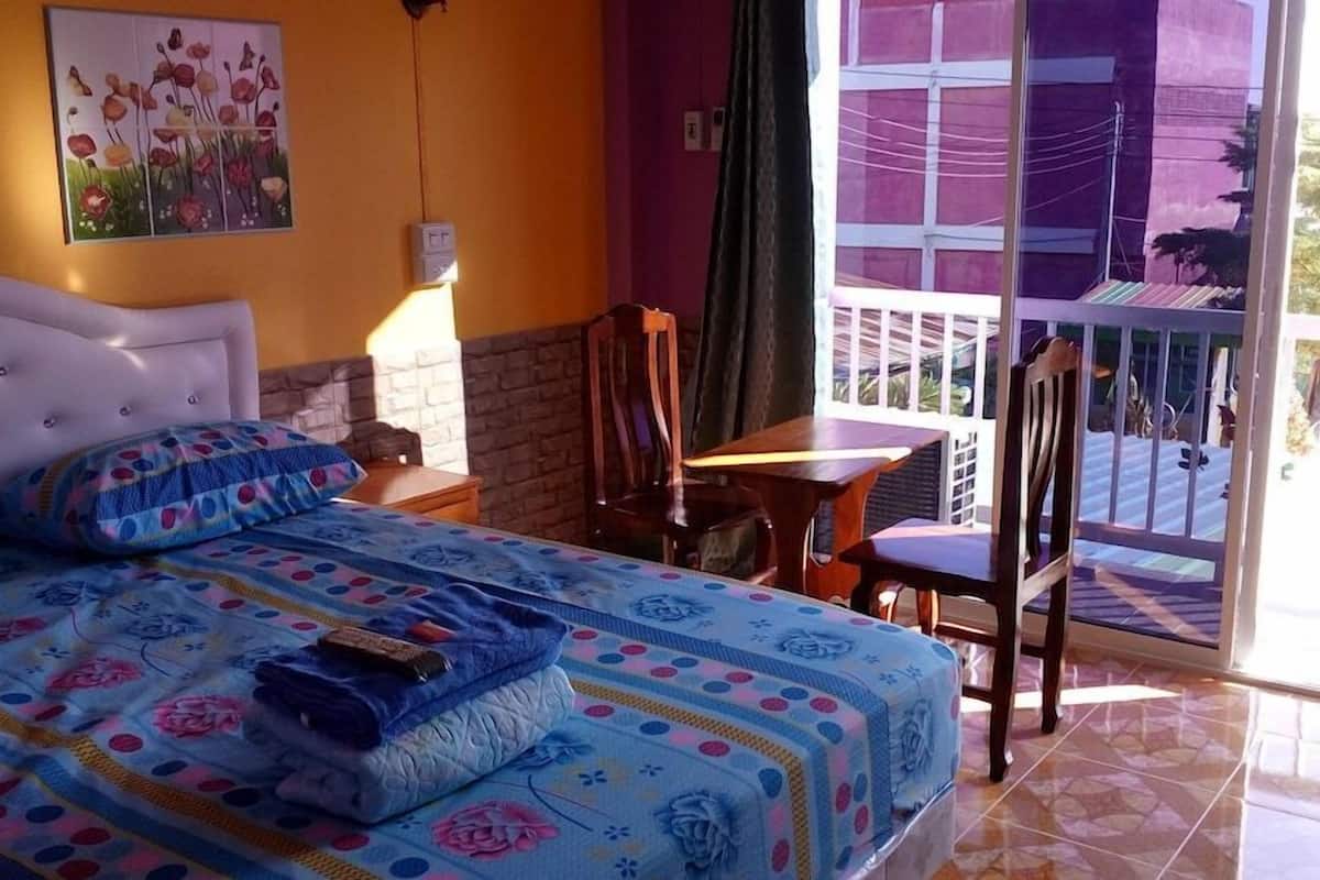 Desk, free WiFi, bed sheets
