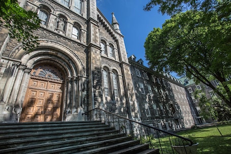 Exterior. Residence Grey Nuns by Concordia University