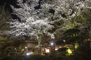Garden - Fujisan Onsen Hotel Kaneyamaen (Fujiyoshida)