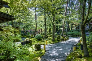 Garden - Fujisan Onsen Hotel Kaneyamaen (Fujiyoshida)