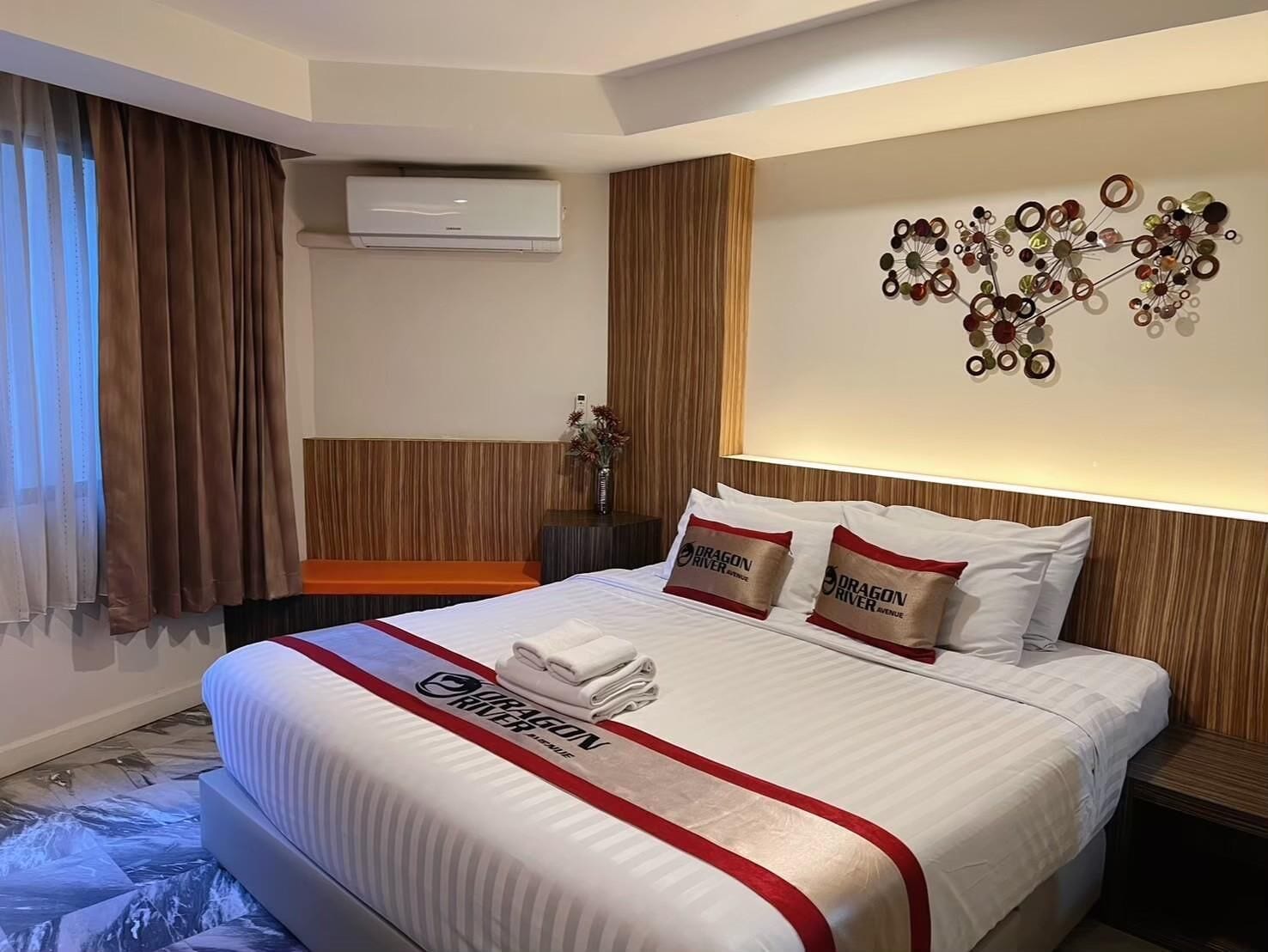 Dragon Deluxe 1 Queen Bed | Minibar, skrivebord, ekstra senge (tillægsgebyr), gratis Wi-Fi