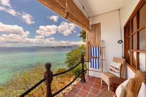 客房, 1 張特大雙人床 (Jasmine) | 露台/庭院