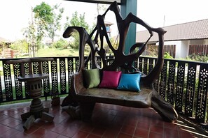 Lobby sitting area - Banthongna (Sawankhalok)