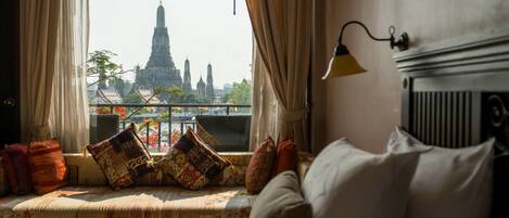 Habitación Deluxe, 1 cama doble, terraza, vistas al río | Ropa de cama de alta calidad, caja fuerte, escritorio