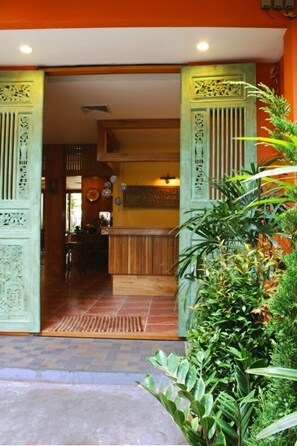 Entrée de l’hébergement