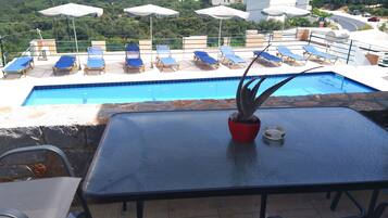 Villa, 2 Bedrooms, Valley View | Terrace/patio