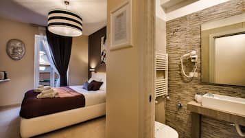 Habitación Deluxe doble | 1 dormitorio, ropa de cama de alta calidad, minibar y caja fuerte