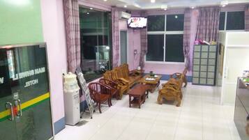 Hall