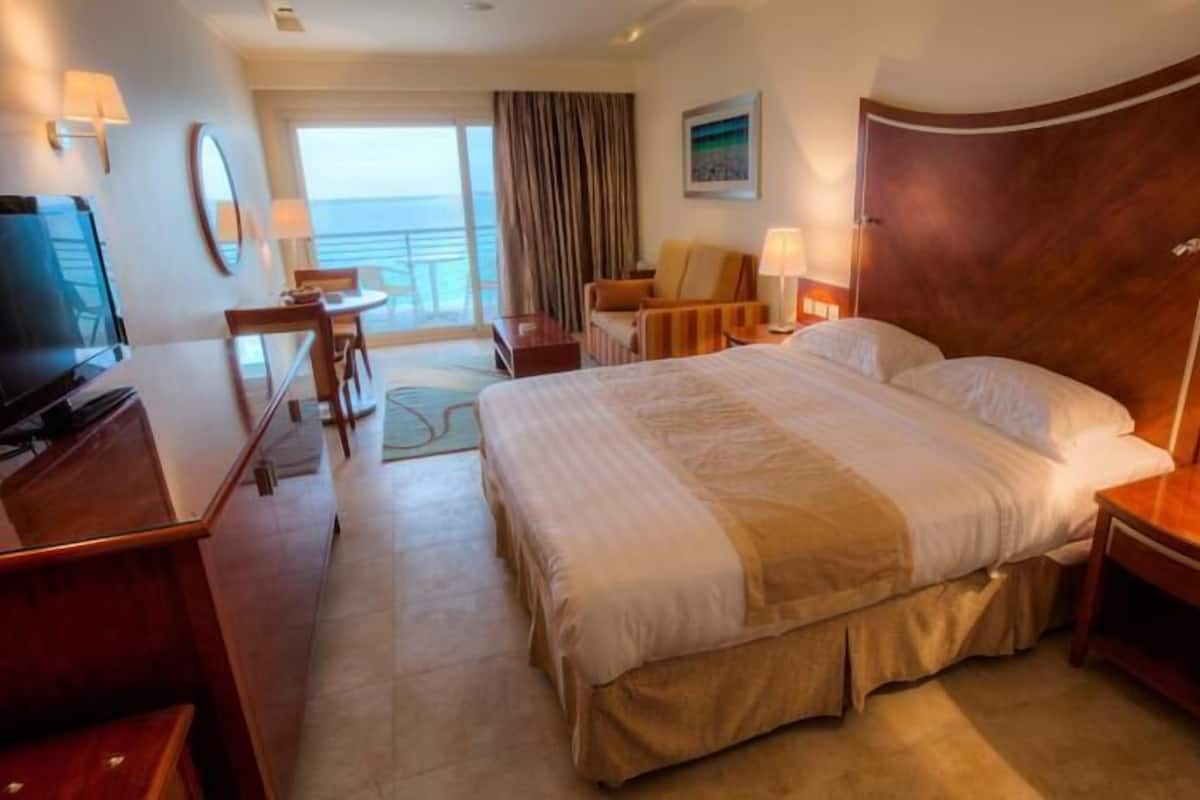 1 habitación, minibar, caja de seguridad en la habitación y escritorio