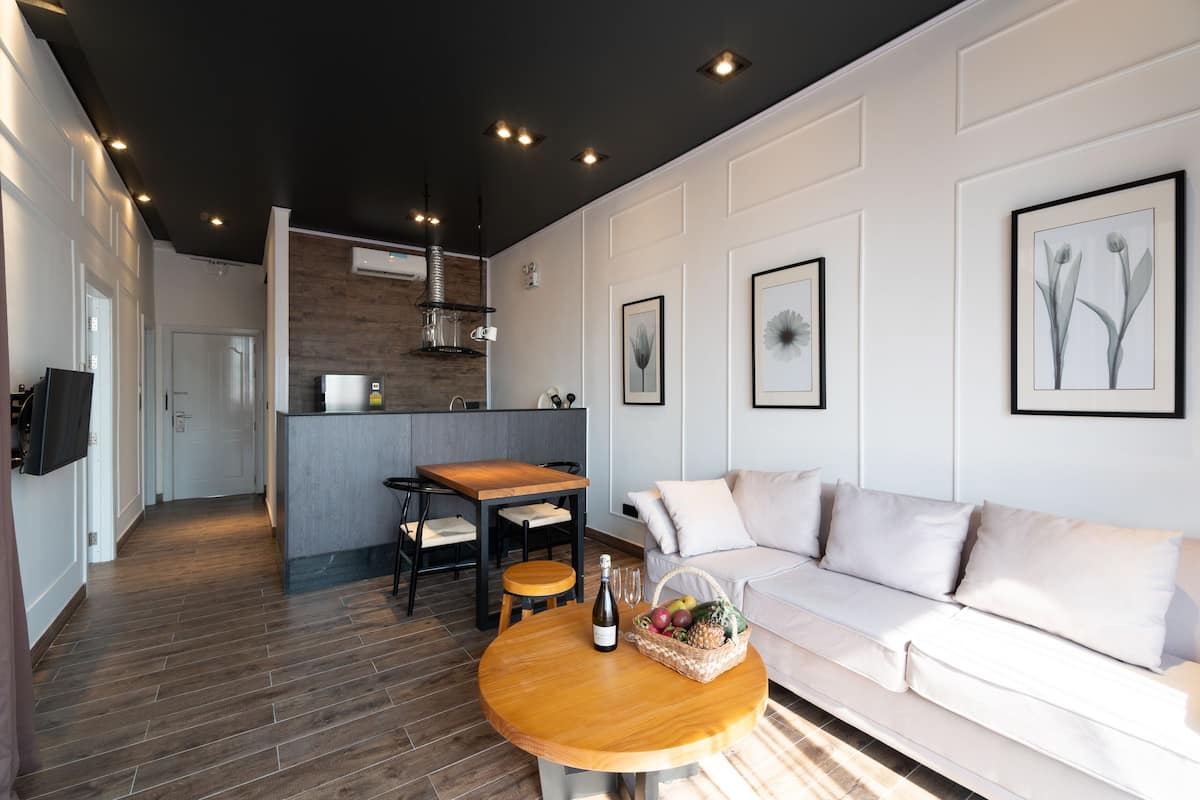 1 bedroom, premium bedding, tempur-pedic beds, minibar