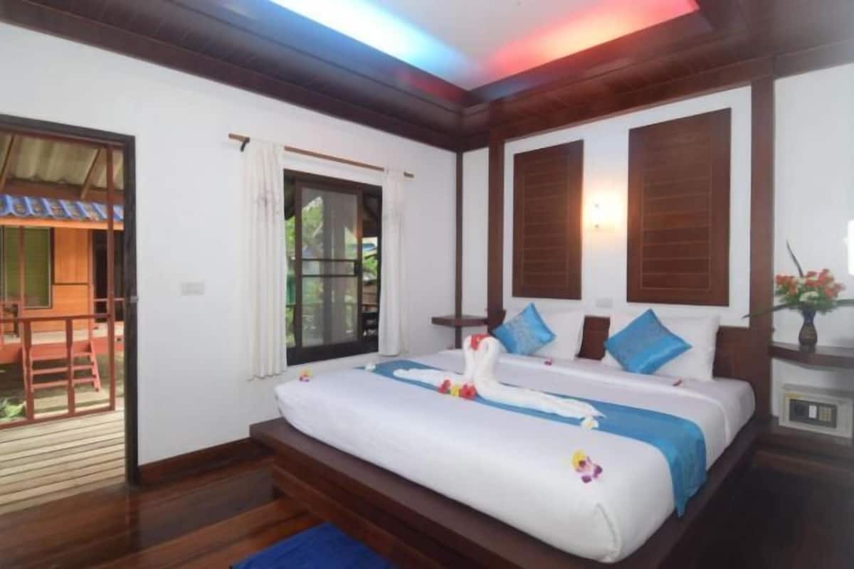 1 bedroom, in-room safe, free WiFi