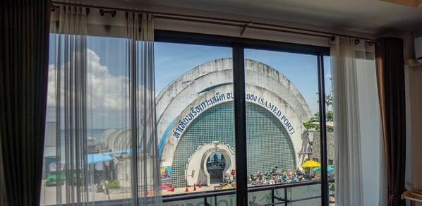 Family Room With Balcony | View from room