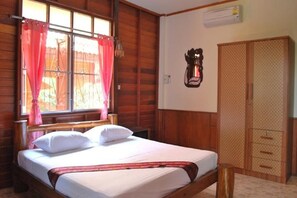 Free WiFi - 4T Guesthouse (Sukhothai)