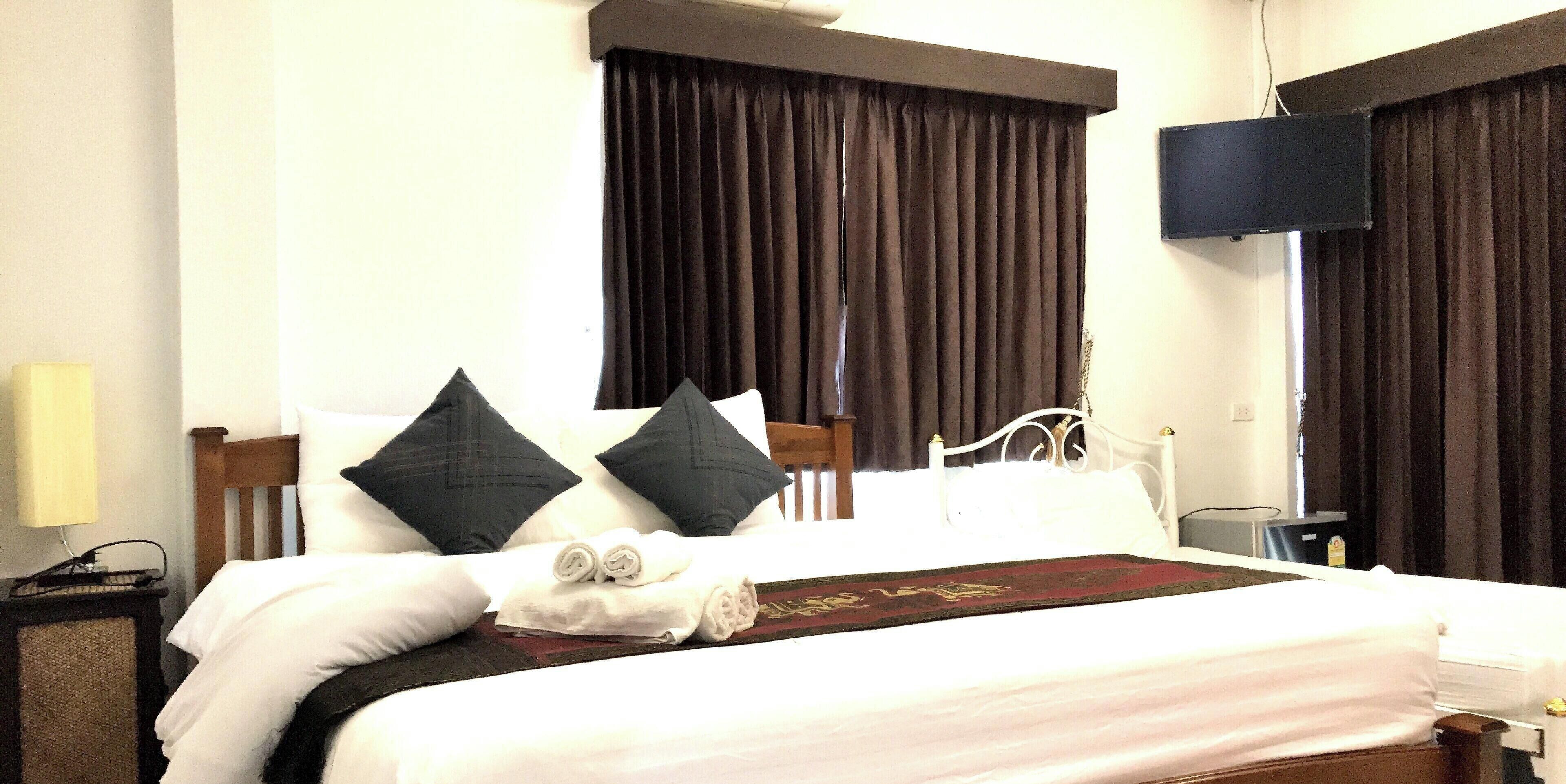 Schreibtisch, schallisolierte Zimmer, kostenloses WLAN