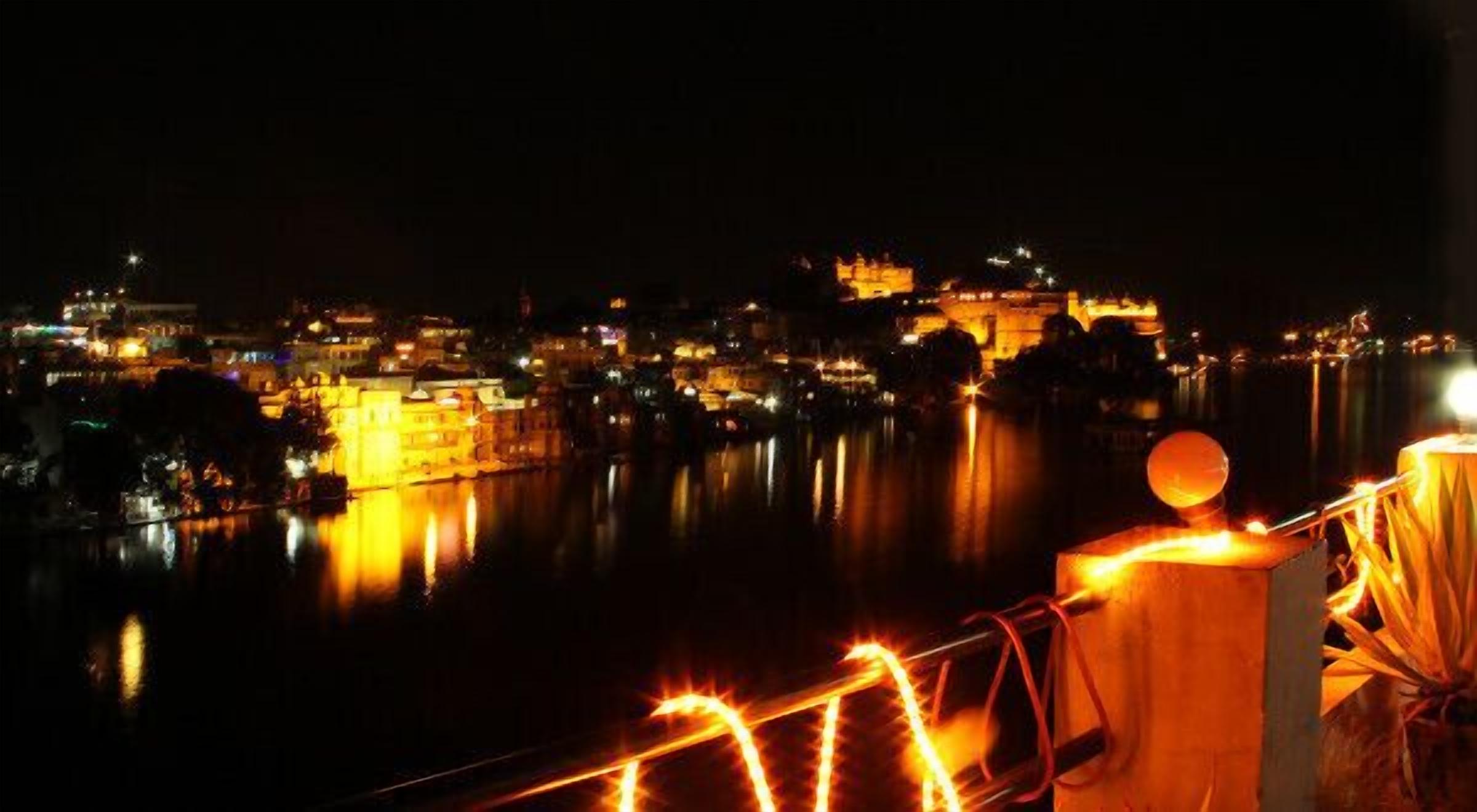 Foto - HOTEL HANUMAN GHAT On LAKE PICHOLA