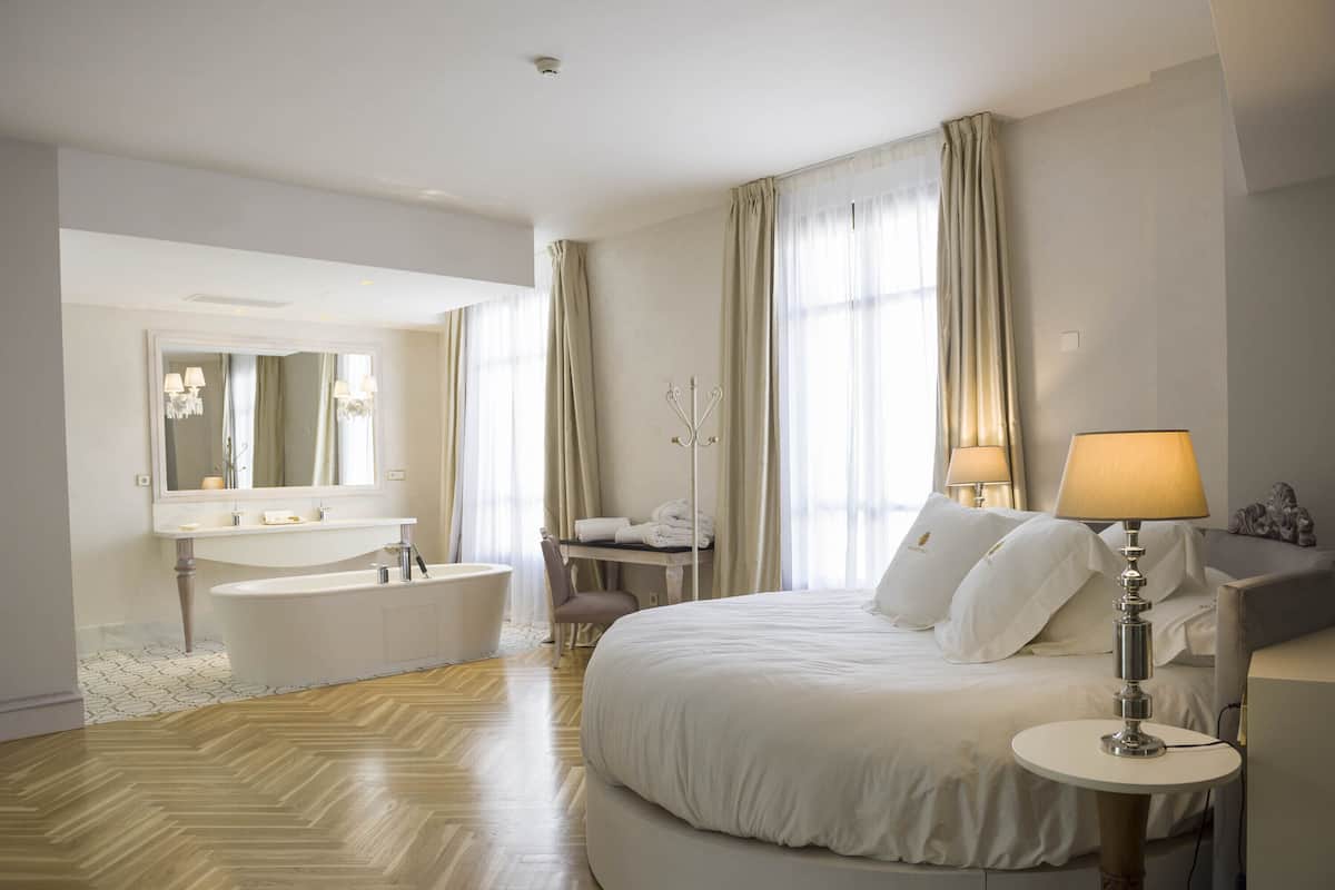 1 habitación, sábanas de algodón egipcio y ropa de cama de alta calidad