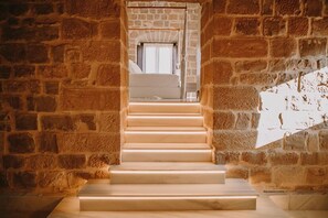 Presidential Suite | Egyptian cotton sheets, premium bedding, down duvets, minibar - Hotel Palacio de Úbeda 5 G.L. (Úbeda)