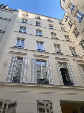 Front of property - 1er Etage Opera (Paris)