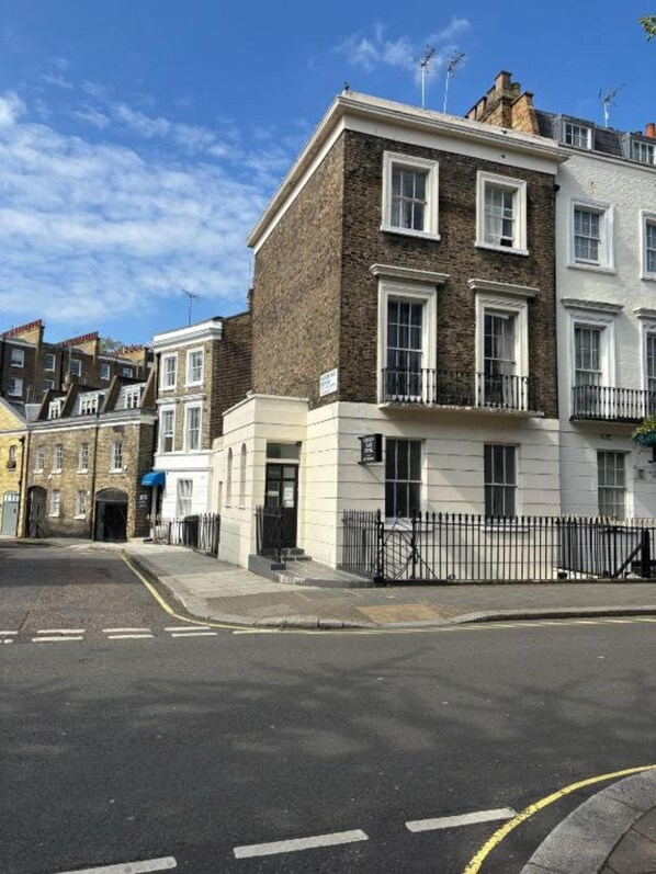 Façade de l’hébergement