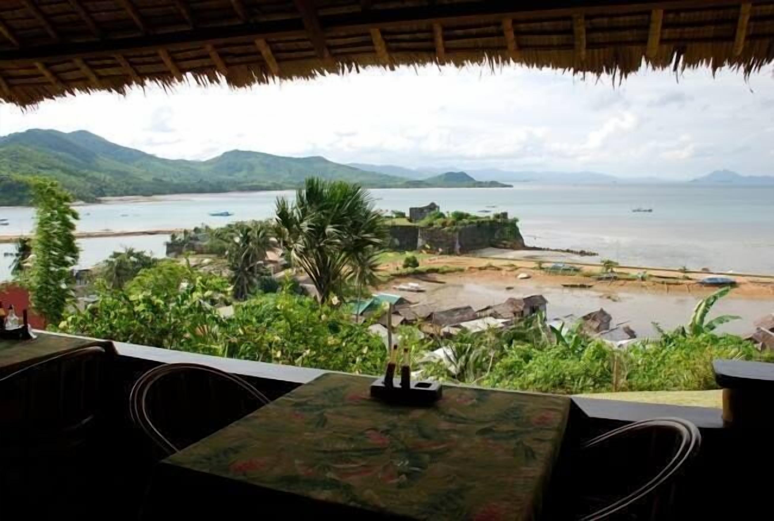 breakfast, lunch, dinner served; filipino cuisine, sea views