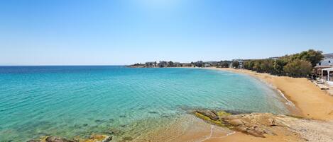 Beach nearby, sun loungers, beach umbrellas, beach towels