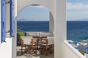 Familienapartment, 2 Schlafzimmer, Meerblick (Poseidon) | Terrasse/Patio