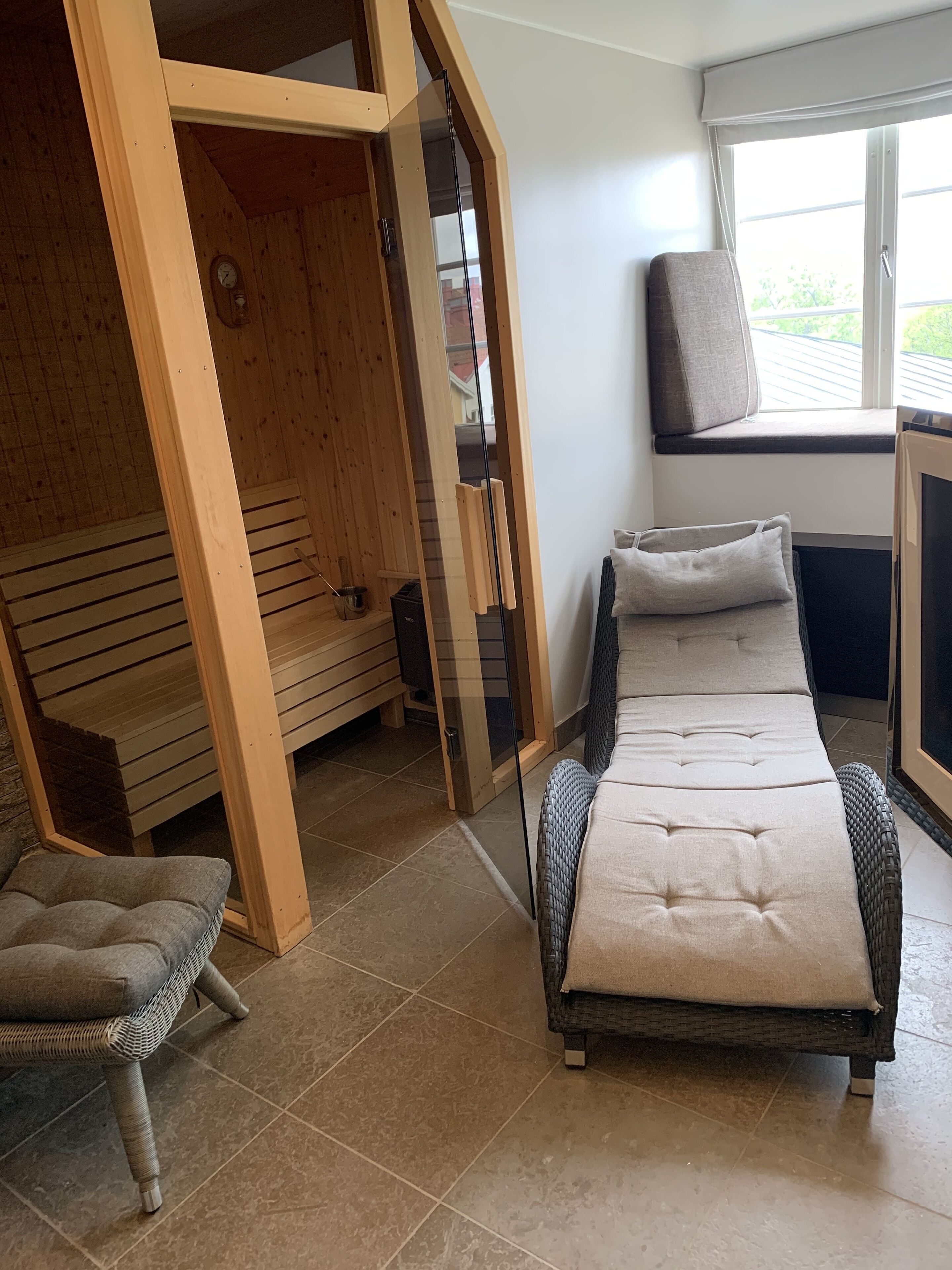 two floor suite with sauna | bathroom | shower, rainfall showerhead, free toiletries, hair dryer