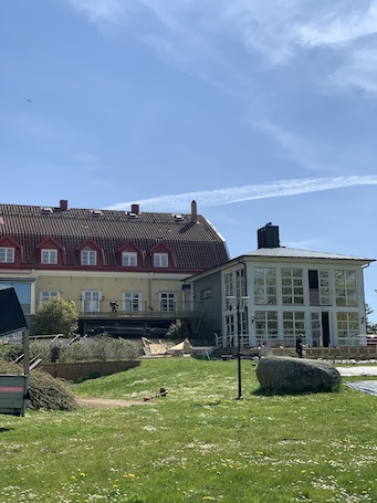 Exterior. Halltorps Gästgiveri