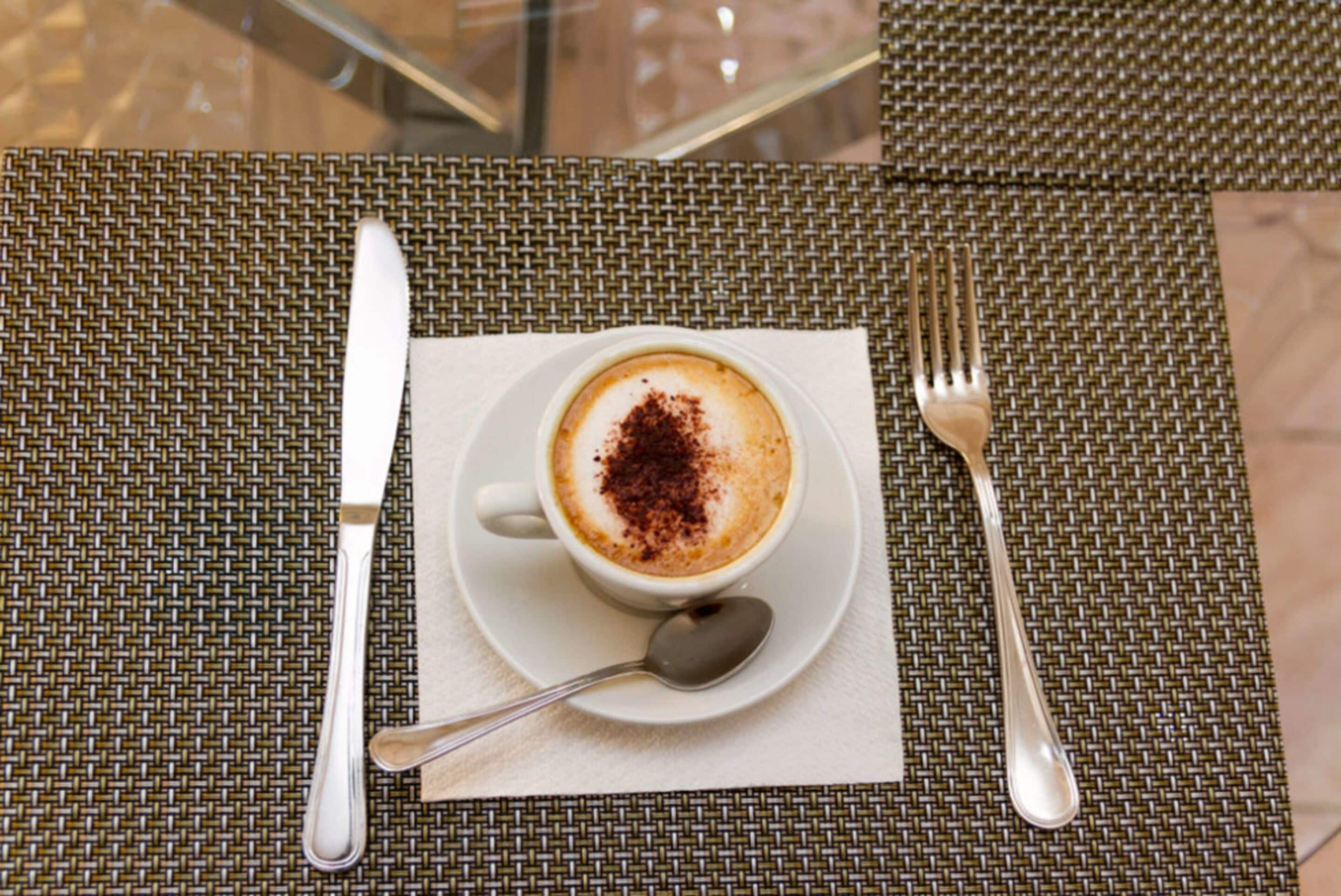 Photo - Palau City Hotel