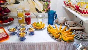 Desayuno estilo bufé