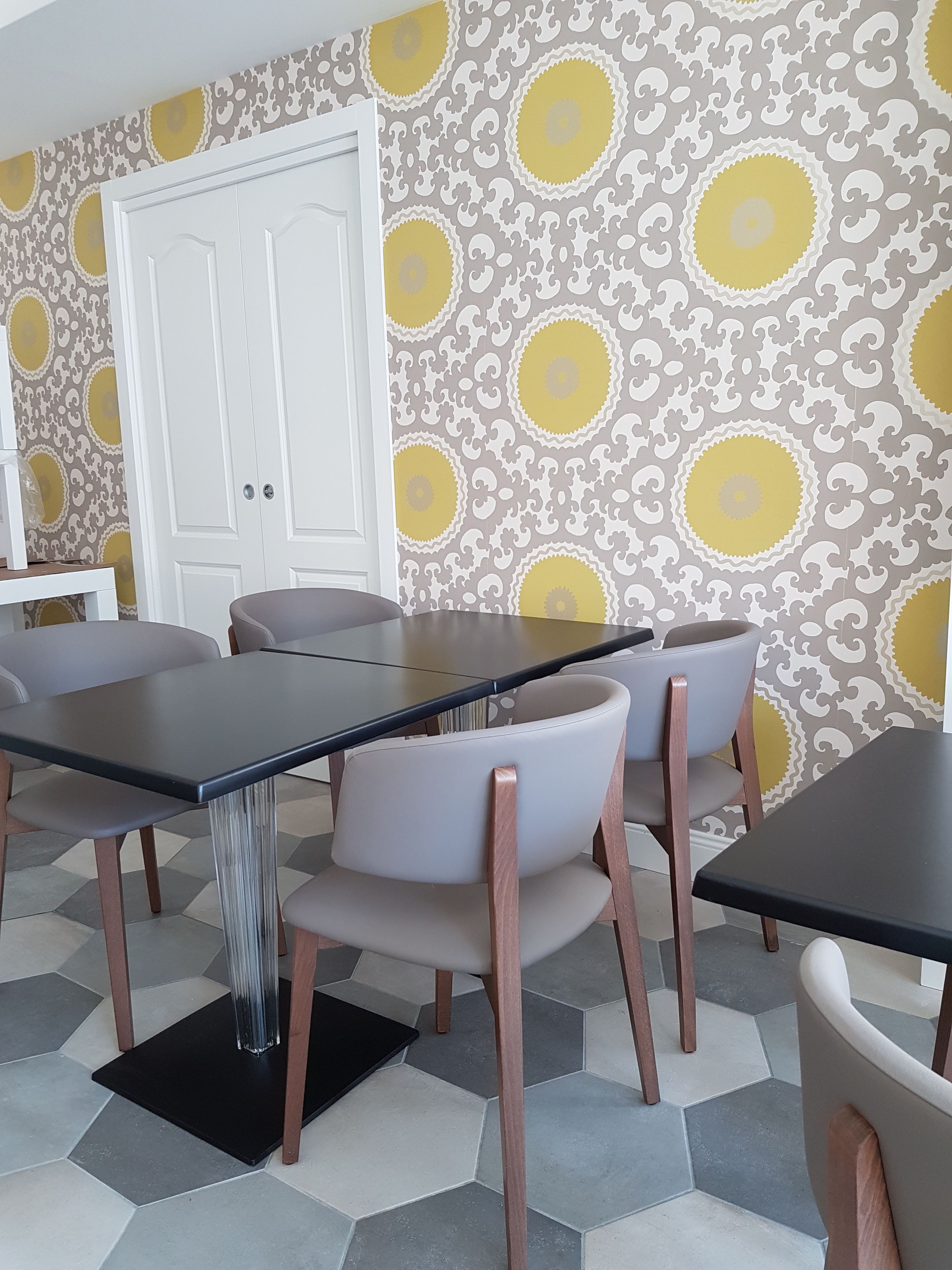 daily buffet breakfast (eur 18 per person)