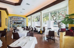 Dining - The Marquesa Hotel (Key West)
