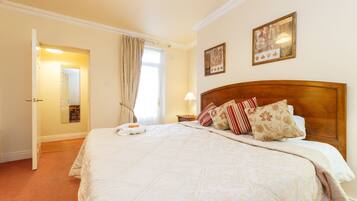 Departamento Deluxe, 1 habitación, cocineta | Insonorización, tabla de planchar con plancha y wifi gratis