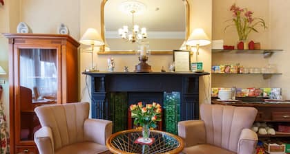 Lismar Guest House