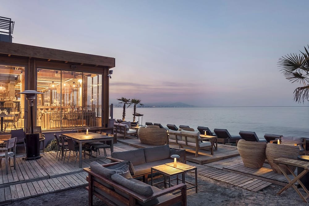 Sun Hotel by En Vie Beach - Adults Only