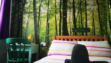 Economy Double Room | Blackout drapes, bed sheets