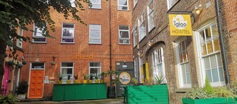 Igloo Hybrid - Hostel