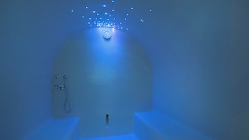 Turkish bath/hammam, body treatments, deep-tissue massages