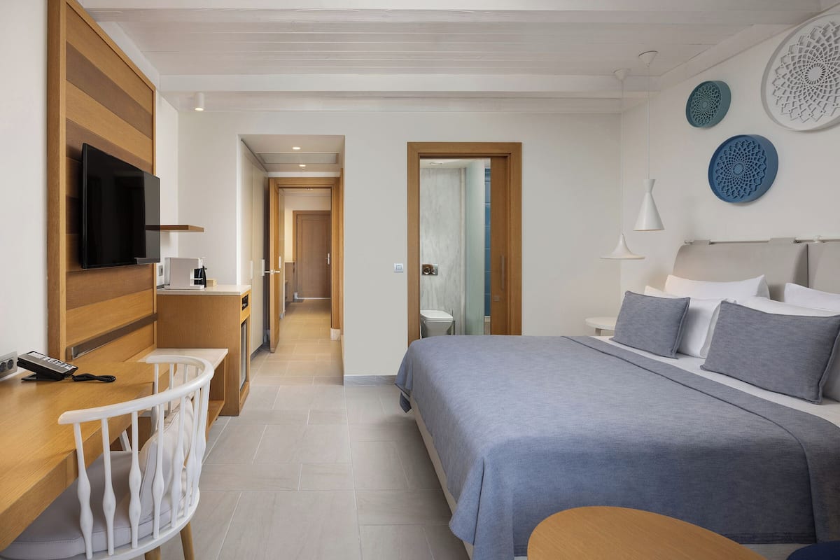 1 Schlafzimmer, hochwertige Bettwaren, kostenlose Minibar, Zimmersafe