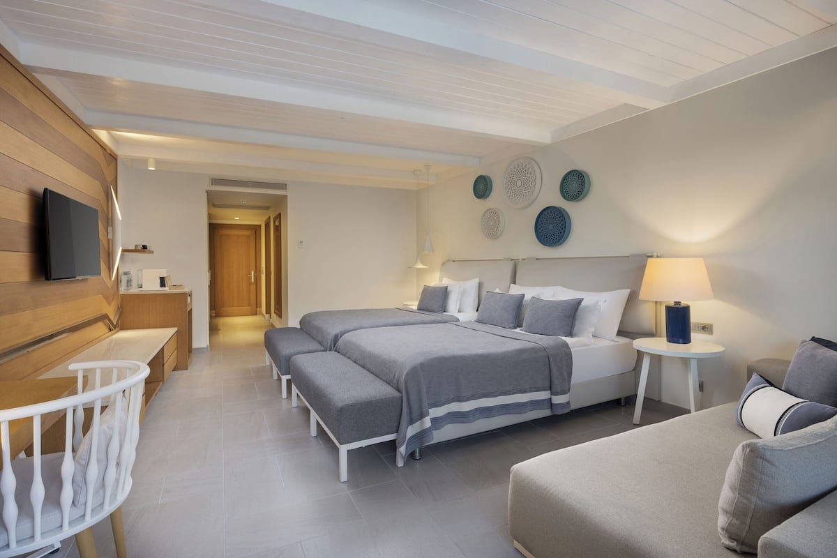 Swim-up Superior Room | 1 Schlafzimmer, hochwertige Bettwaren, kostenlose Minibar, Zimmersafe