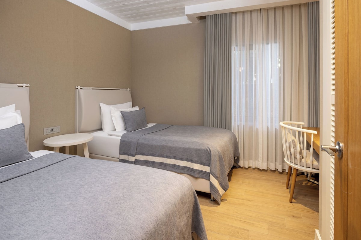 Swim-up Deluxe Family Suite | 1 Schlafzimmer, hochwertige Bettwaren, kostenlose Minibar, Zimmersafe