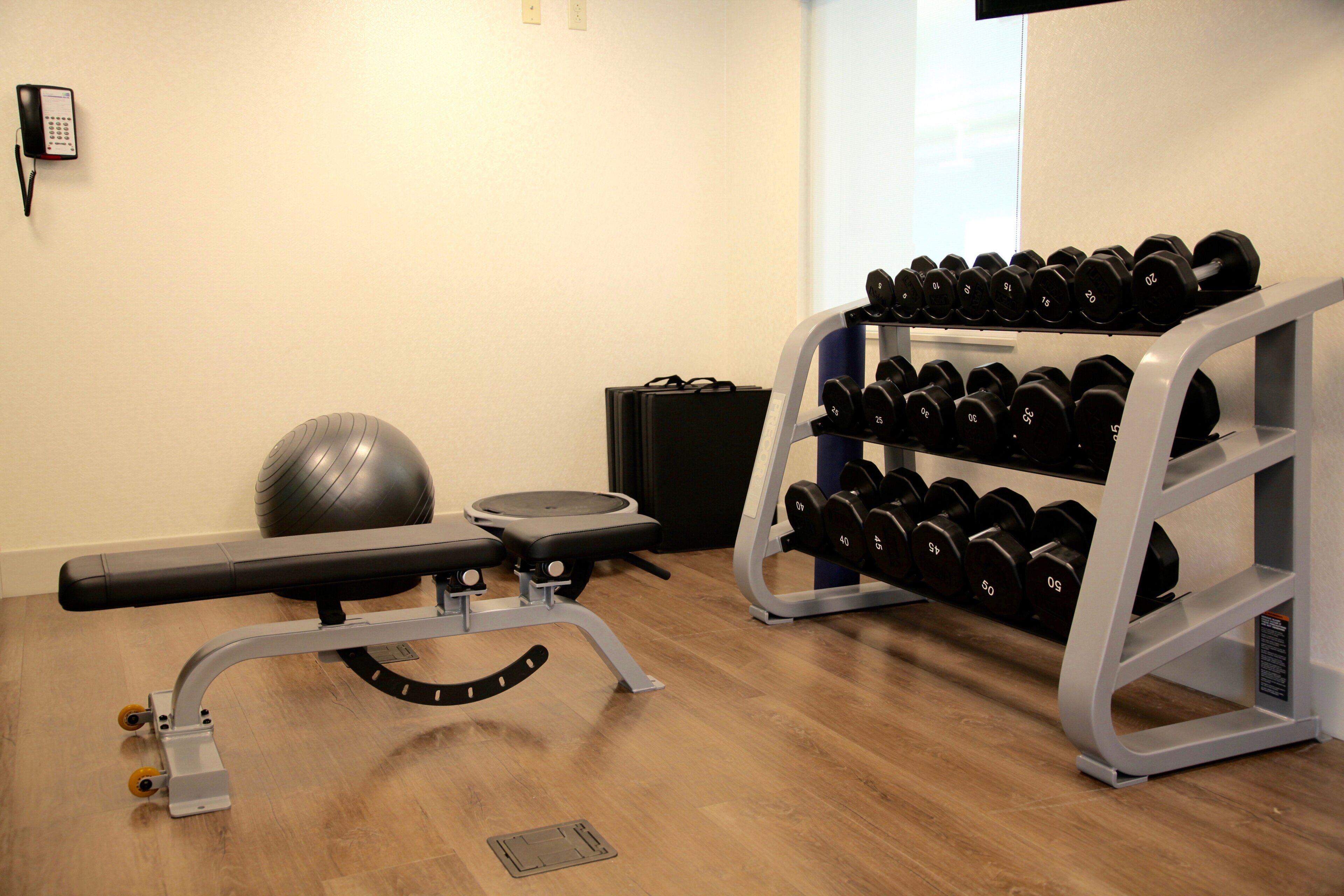 Photo - Holiday Inn Express & Suites Oswego