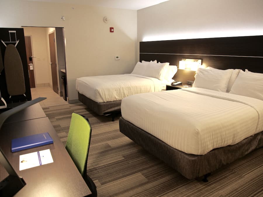 Chambre Standard, 2 grands lits