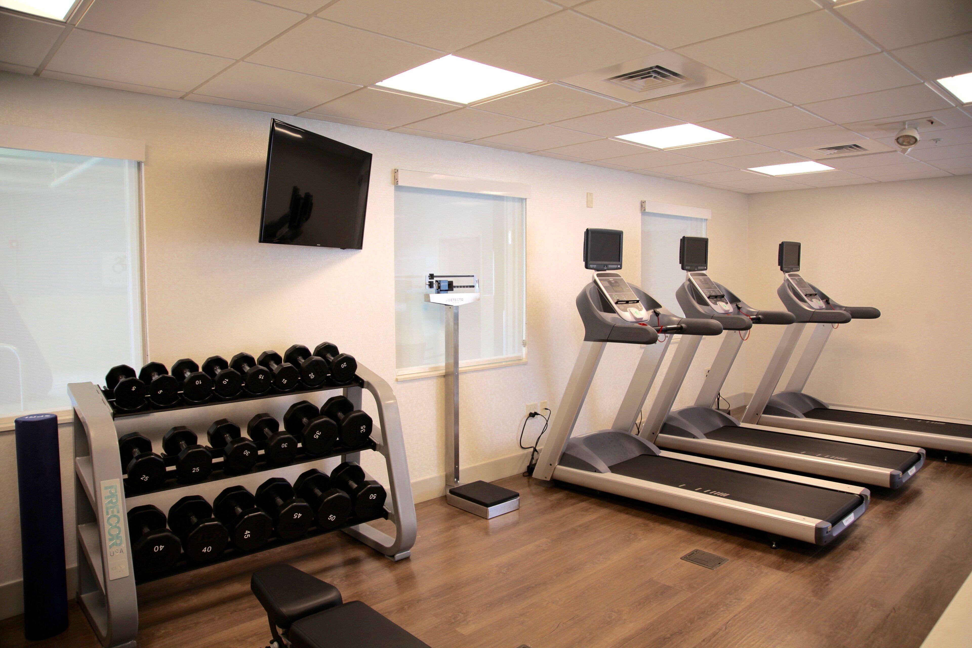Photo - Holiday Inn Express & Suites Oswego