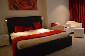 Junior Suite | Premium bedding, minibar, in-room safe, free cots/infant beds