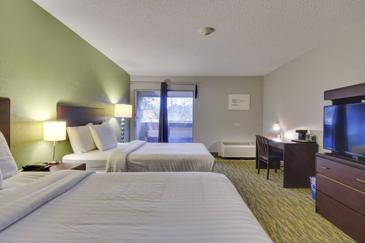 Standard Room, 2 Double Beds