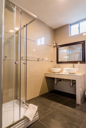 Double Room | Bathroom - Santa Marta Hotel Arequipa (Arequipa)