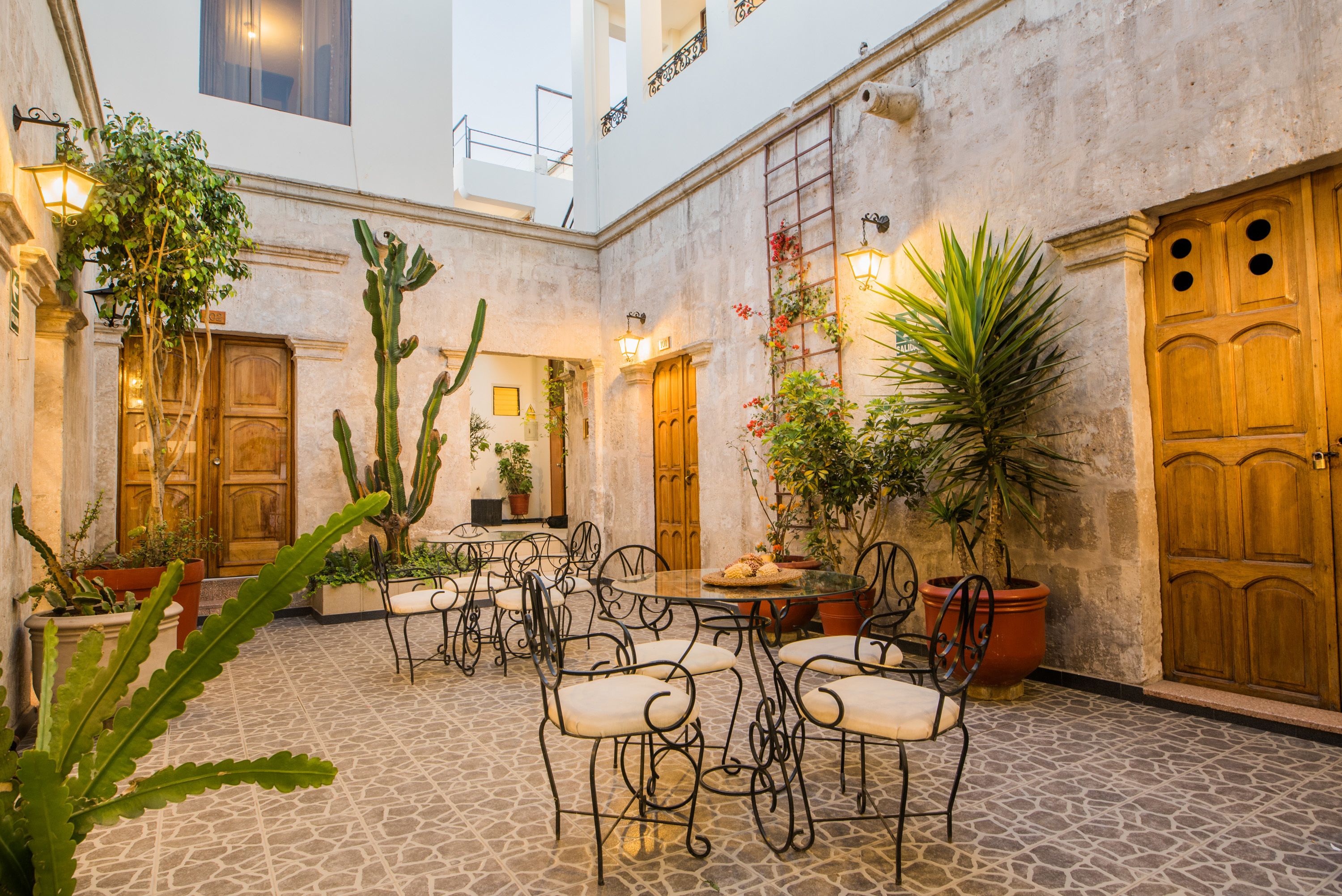 TV LED 32-inch có truyền hình cáp, TV 